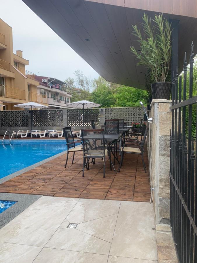 Park And Pool Apartment Несебр Экстерьер фото